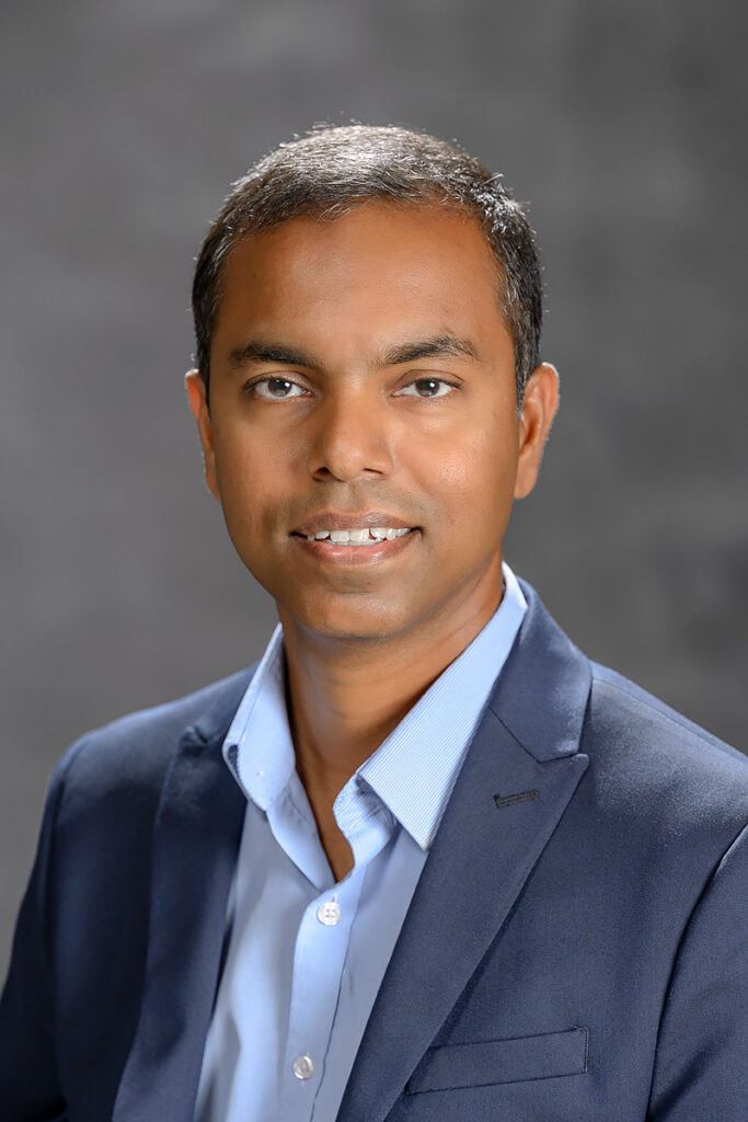 Vajira Manathunga Headshot